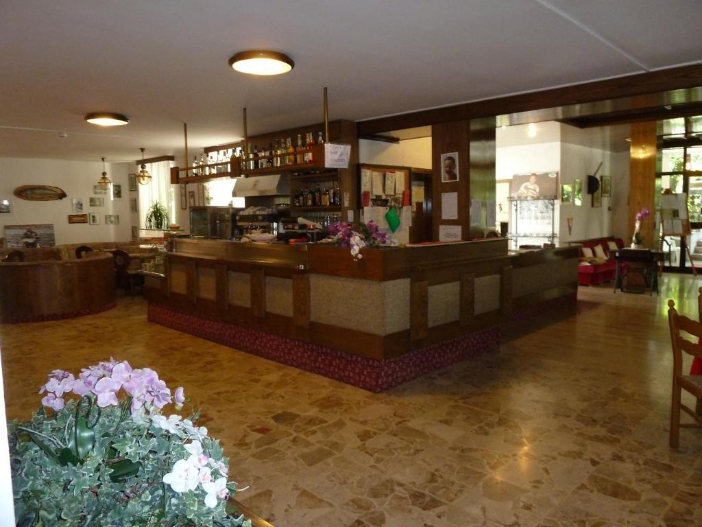 Garden House - Hotel Sport Levico Terme Exterior photo